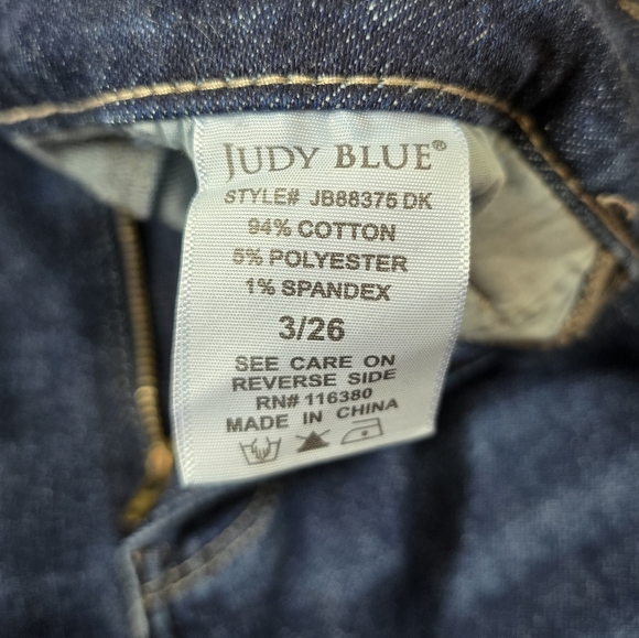 Judy Blue Cropped High Rise Straight Dark Wash Jeans Size 3 Or 26 - Picture 11 of 13